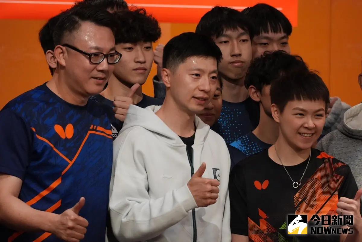 ▲桌球史上第一人、奧運「六金王」馬龍等人來台訪問，不少台灣人到場追星。（圖／記者陳云茹攝）