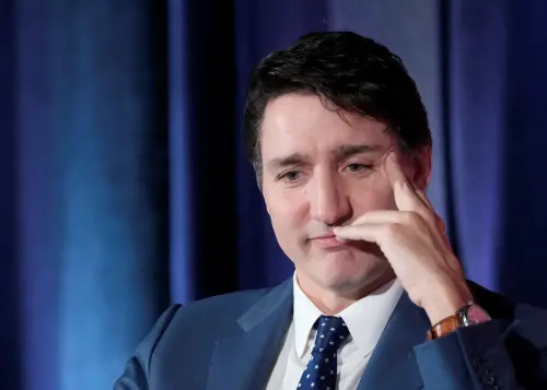 ▲加拿大總理杜魯道29日抵達佛羅里達州棕櫚灘,據說是為了在海湖俱樂部與美國準總統川普會面。(圖/美聯社/達志影像) ▲加拿大總理杜魯道29日抵達佛羅里達州棕櫚灘,據說是為了在海湖俱樂部與美國準總統川普會面。(圖/美聯社/達志影像)