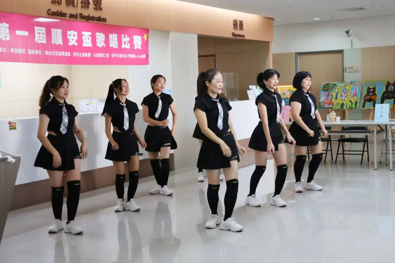 ▲社區團體到美德醫院演出，為精障病友鼓勵，運動也能紓解壓力。(圖／醫院提供2024.12.2)