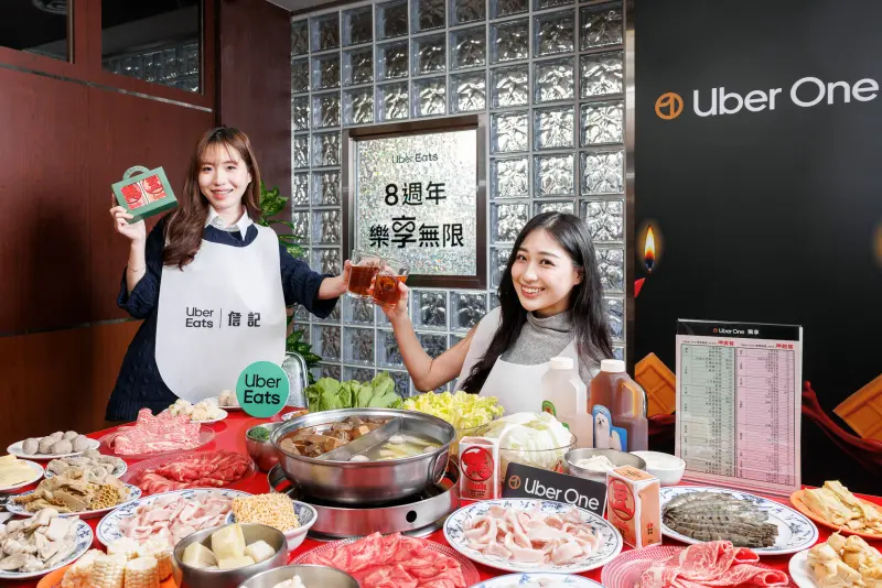 ▲Uber Eats與排隊名店「詹記麻辣火鍋」合作，首次上架 Uber Eats，同時在敦南店打造聯名快閃店。（圖／官方提供）