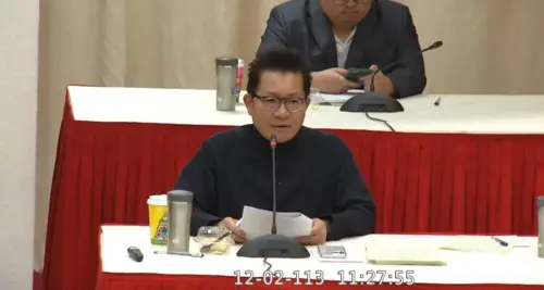 ▲立法委員吳春城2日代表民眾黨團在立法院舉辦的「司法院院長、副院長及大法官同意權公聽會」上發言表示，我們國家需要的是「有遠見的大法官」，大法官要做的是「為明日而爭」，而非「只為今日而爭」。（圖／民眾黨提供）