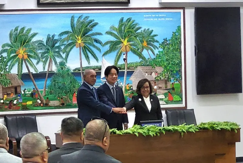 ▲賴清德赴馬國國會演講，並與馬國總統海妮、議長瓦西合影。（圖／記者陳佩君攝，20234.12.3）