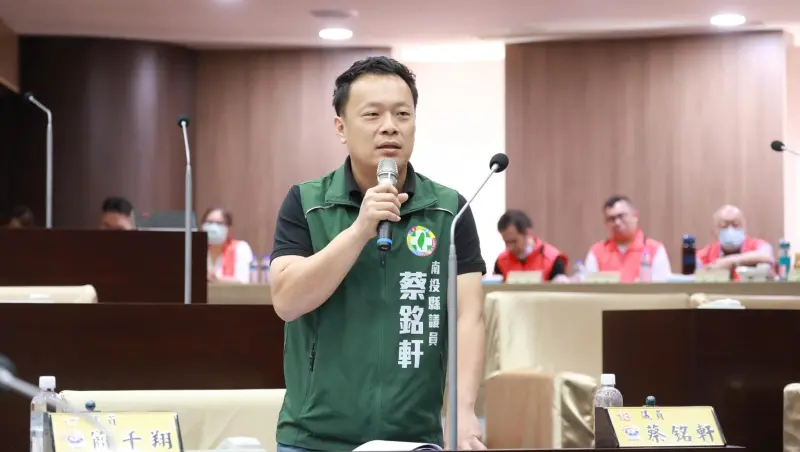 ▲民進黨前縣黨部主委、縣議員蔡銘軒再度出征，接受徵召參選草屯鎮長。（圖／翻攝蔡銘軒臉書，2024.12.03