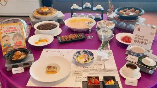▲飯店推出美味又易於咀嚼、吞嚥的「銀髮膳食餐」提倡「質地調整飲食」理念。(圖/高雄翰品酒店提供) ▲飯店推出美味又易於咀嚼、吞嚥的「銀髮膳食餐」提倡「質地調整飲食」理念。(圖/高雄翰品酒店提供)