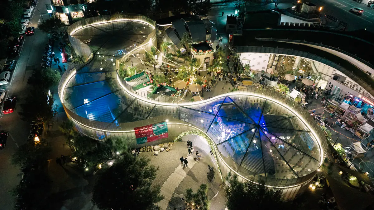 ▲草悟廣場化身聖誕小屋聚落(圖／觀旅局提供2024.12.4)