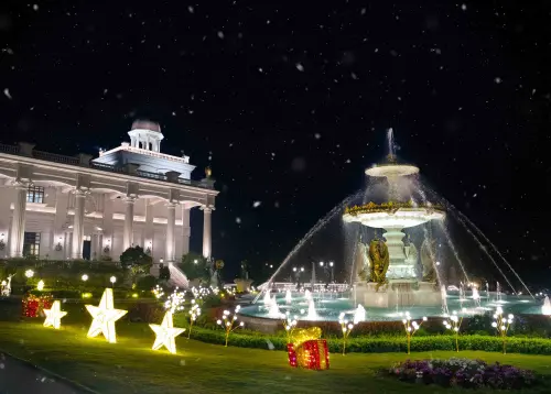 ▲城堡聖誕飄雪秀，將於檔期間每週六、日，下午五點半登場。（圖／官方提供）