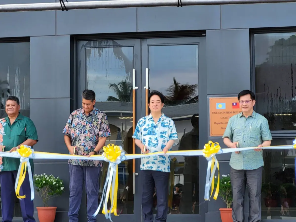 ▲總統賴清德日前與帛琉總統惠恕仁為「帛琉政府聯合辦公大樓」落成剪綵。（圖／記者陳佩君攝，2024.12.0６)