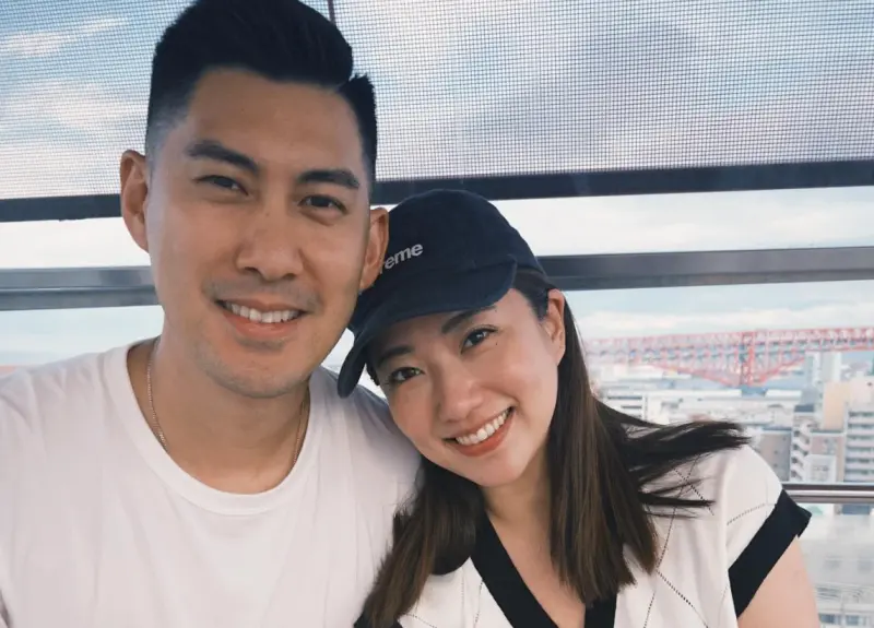 ▲球星毛加恩（圖左）和設計師老婆羅雯2019年結婚，婚後育有一對兒女，日前1歲女兒Kyla染上腸病毒，且併發重症腦炎，住院治療多日才終於好轉。（圖／翻攝自毛加恩IG）