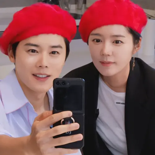 ▲韓佳人（右）、金桐俊（左）根本是失散多年的龍鳳胎姊弟。（圖／翻攝自IG＠super_d.j）