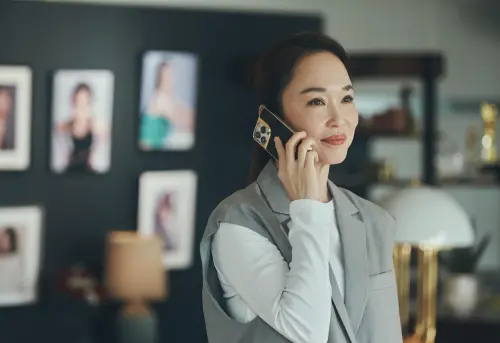 范文芳睽違26年再度攜手合作何潤東。(圖/大川大立) ▲范文芳睽違26年再度攜手合作何潤東。(圖/大川大立)