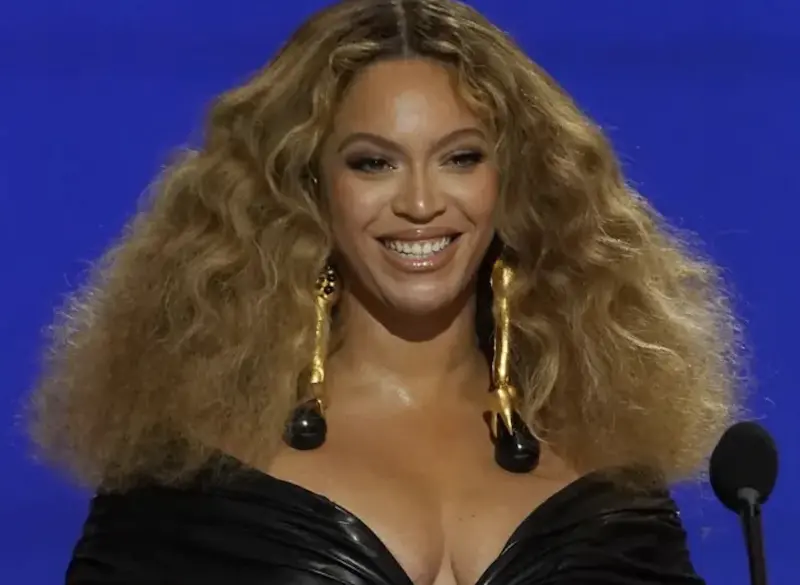 碧昂絲成10億美元富豪!樂壇上榜第5人 和夫財產合計破千億台幣