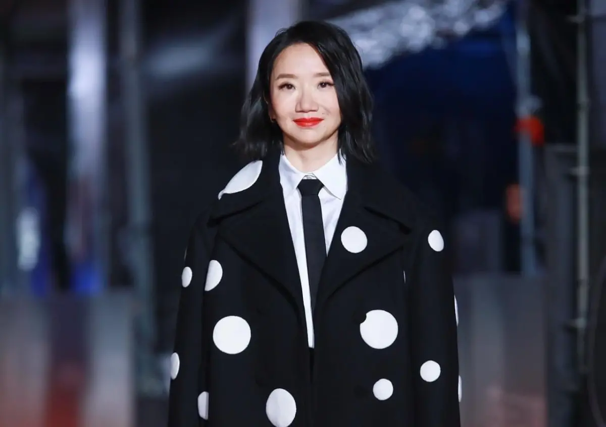 ▲藝人陶晶瑩與老公李李仁自創麻辣燙品牌「辣杯杯」傳糾紛，因員工訂購麻辣點心，被供貨商指控侵占。檢方偵查終結，認為陶晶瑩與藍姓合夥人罪嫌不足，不起訴兩人。（圖／翻攝陶晶瑩臉書）