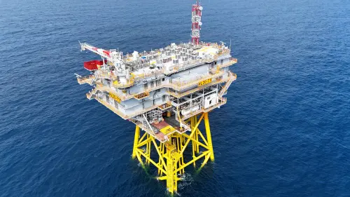 ▲海龍二號風場已經完成海上變電站安裝，盼2025年陸續完成海龍三號風場海上變電站的運輸與安裝。（圖／海龍風電提供）