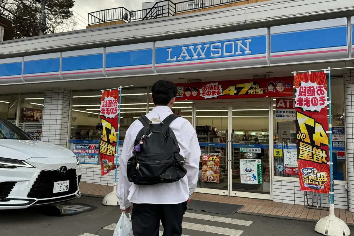 ▲日本超商LAWSON傳來台灣，坊間議論有可能收購萊爾富、OK超商達成快速展店。（圖／記者鍾怡婷攝）