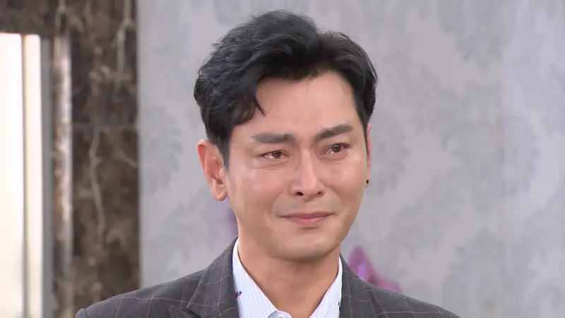 ▲陳冠霖EMBA畢業後回歸台八，哭戲讓觀眾吃驚，他透露自己私下很感性，不太需要特別培養情緒。（圖／三立提供）