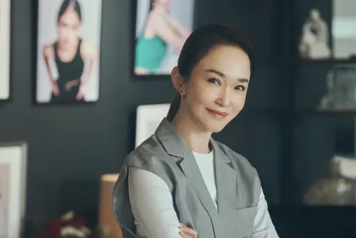 53歲范文芳放鬆祕訣公開！睽違10年來台拍戲　李銘順甘願當奶爸
