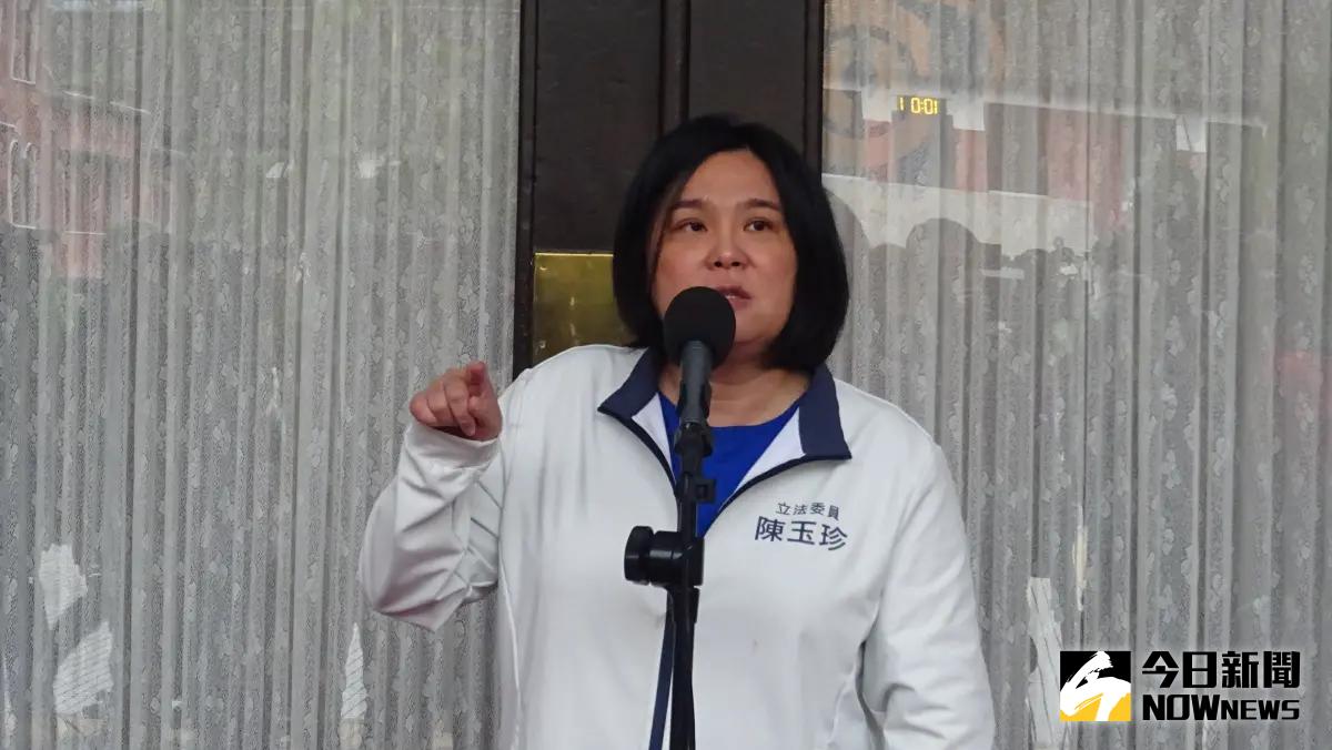 ▲國民黨立委陳玉珍要求導演，公佈支援公民罷免團體的影視工作者名單，遭嗆「方便你們清算嗎？」。（圖／記者呂烱昌攝）