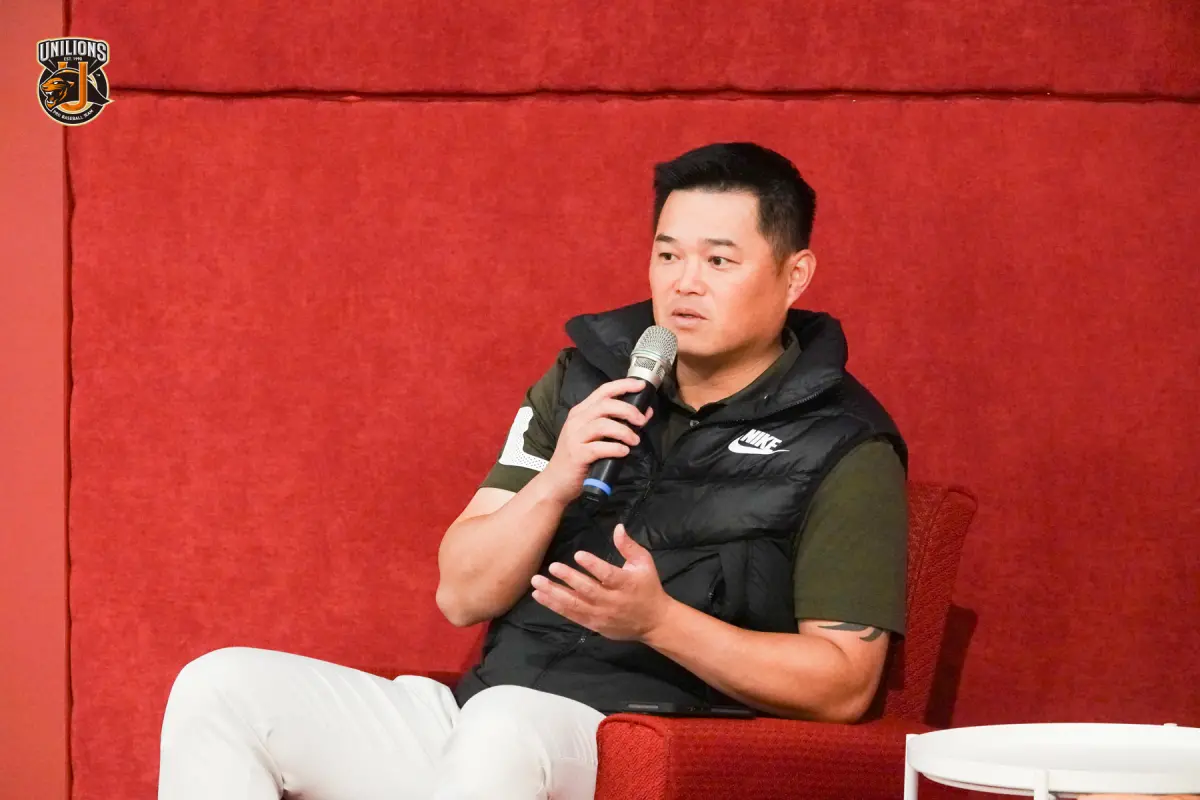 ▲統一獅資深球星胡金龍，今（14）日出席出席「應援！台南棒球魂」台南棒球歷史展座談會，訪談中表示希望退休前再拿一冠，不想讓賴總統等太久。（圖／統一獅提供）