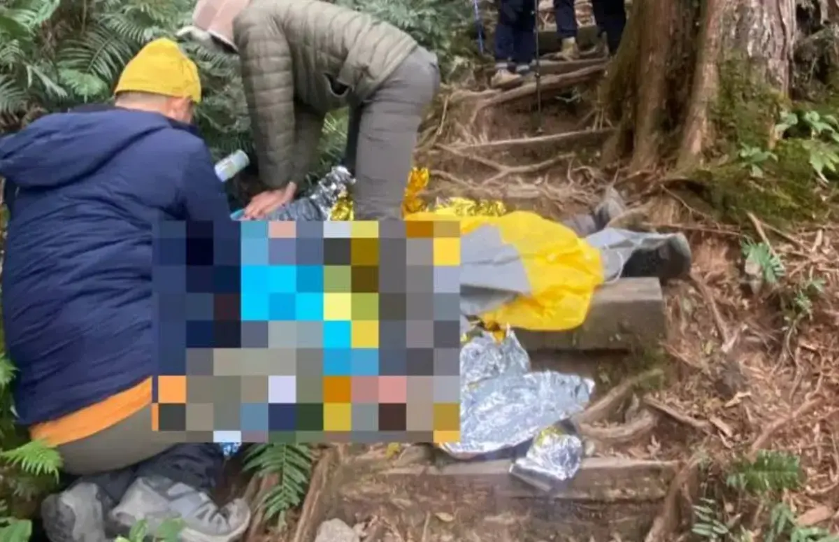 ▲本月14日，有登山團體攀登台中和平八仙山，途中周姓男子突然昏倒，失去生命跡象死亡，15日檢方相驗釐清死因。（圖／翻攝畫面）