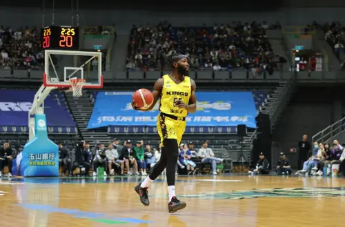 TPBL/曼尼高2次華麗壓哨!新北國王107:78力壓高雄海神 奪4連勝
