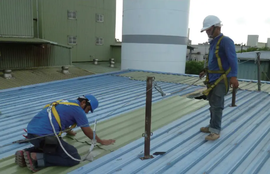 ▲勞動部勞保局已於近日主動發函通知1萬5千餘家投保單位提醒高風險作業勞工，每年可向勞保局申請1次預防職業病健康檢查或健康追蹤檢查，檢查費用由勞保局支付。。（圖／職安署提供）