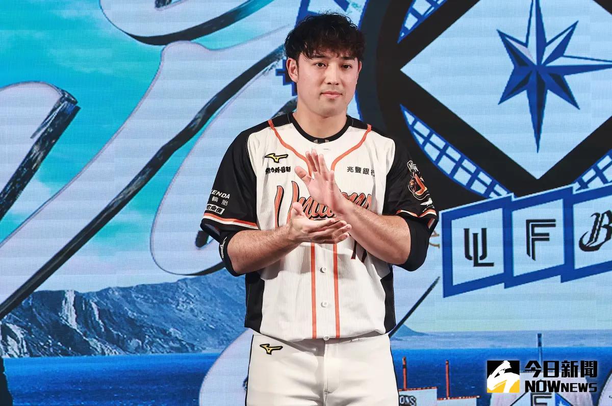 ▲統一獅選手林安可代表參加北海道日本火腿鬥士隊2025台灣試合記者會。（圖／記者葉政勳攝 , 2024.12.16）