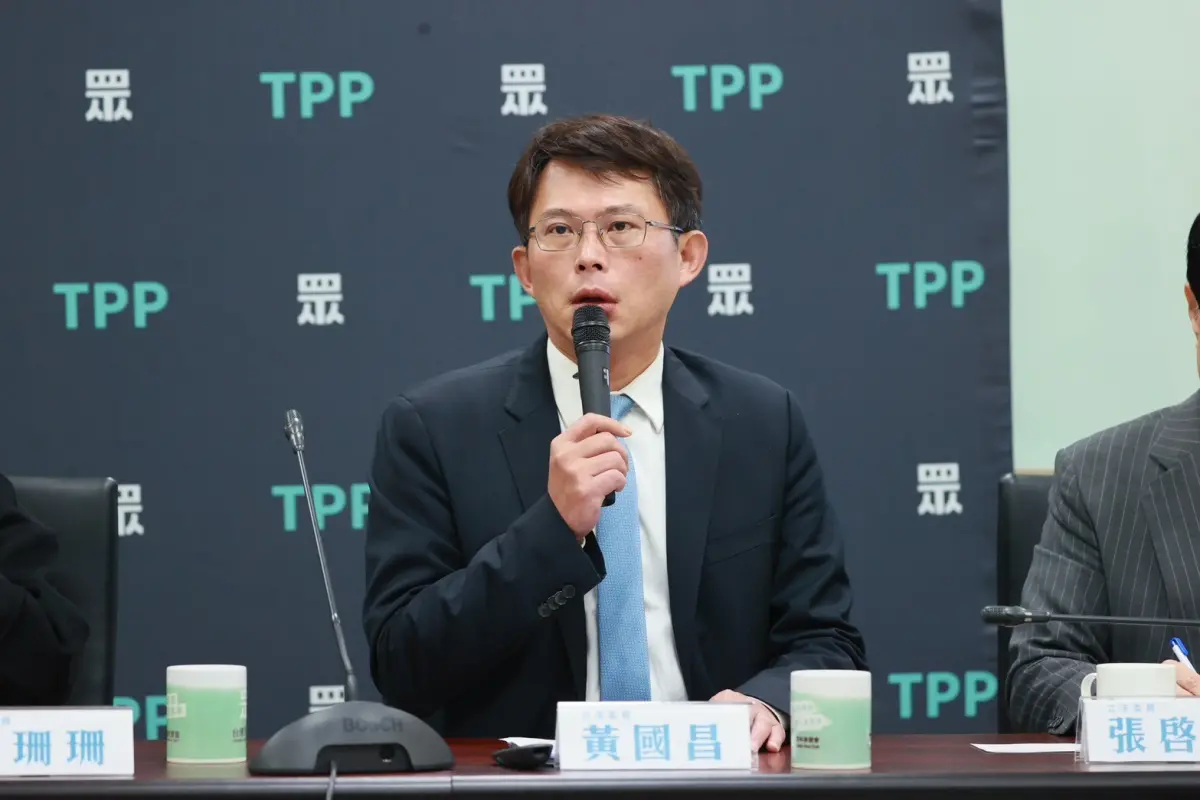 ▲小草圈傳出邀請民眾黨立委黃國昌座談要價50萬元。（圖／民眾黨團提供）