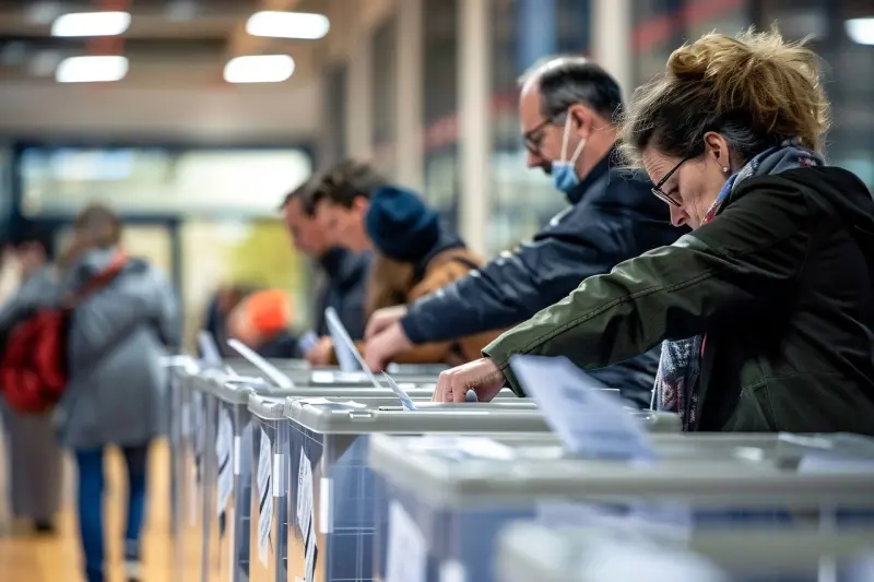 ▲巴西一位女議員候選人，在競選市議員失利後，於WhatsApp廣發群組語音，要求那些曾收了她買票錢，答應要投票給她卻失言的選民們退款。投票示意圖，與文內當事人無關。（圖／翻攝自Pixabay）