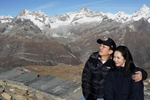 ▲天心與老公常因工作緣故分隔兩地,她分享維持遠距離戀愛的秘密就是每天要視訊。(圖/取自天心 IG) ▲天心與老公常因工作緣故分隔兩地,她分享維持遠距離戀愛的秘密就是每天要視訊。(圖/取自天心 IG)