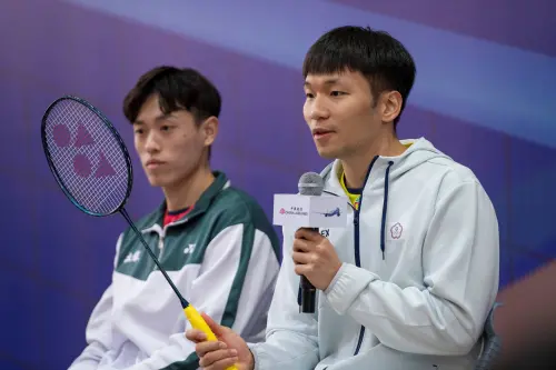 ▲兩屆奧運金牌選手李洋（右），傳出接任行政院首任運動部部長。（圖／華航提供）