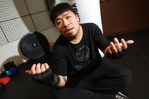 「統神」透露,準備《拳上》過程對精神力考驗很大,宵夜最多只敢吃2顆水煮蛋。(圖/記者李政龍攝) ▲「統神」透露,準備《拳上》過程對精神力考驗很大,宵夜最多只敢吃2顆水煮蛋。(圖/記者李政龍攝)