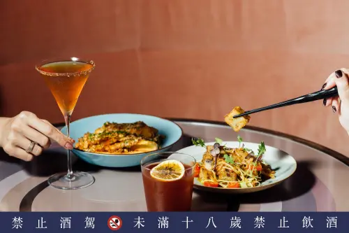 ▲林明健玩耍蘿蔔糕、蝦多士、香辣蔥油撈麵等港味，開吃摩登料理。（圖／Afterglo提供）