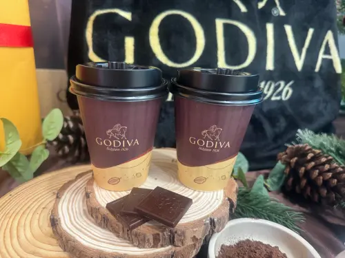 ▲「GODIVA 醇濃熱巧克力」沒有加入任何一滴水，採用純奶調製而成。（圖／記者鍾怡婷攝）