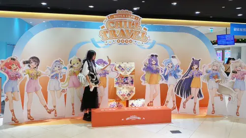 「hololive production朝氣Chill遊」限定合作快閃店夢時代登場
