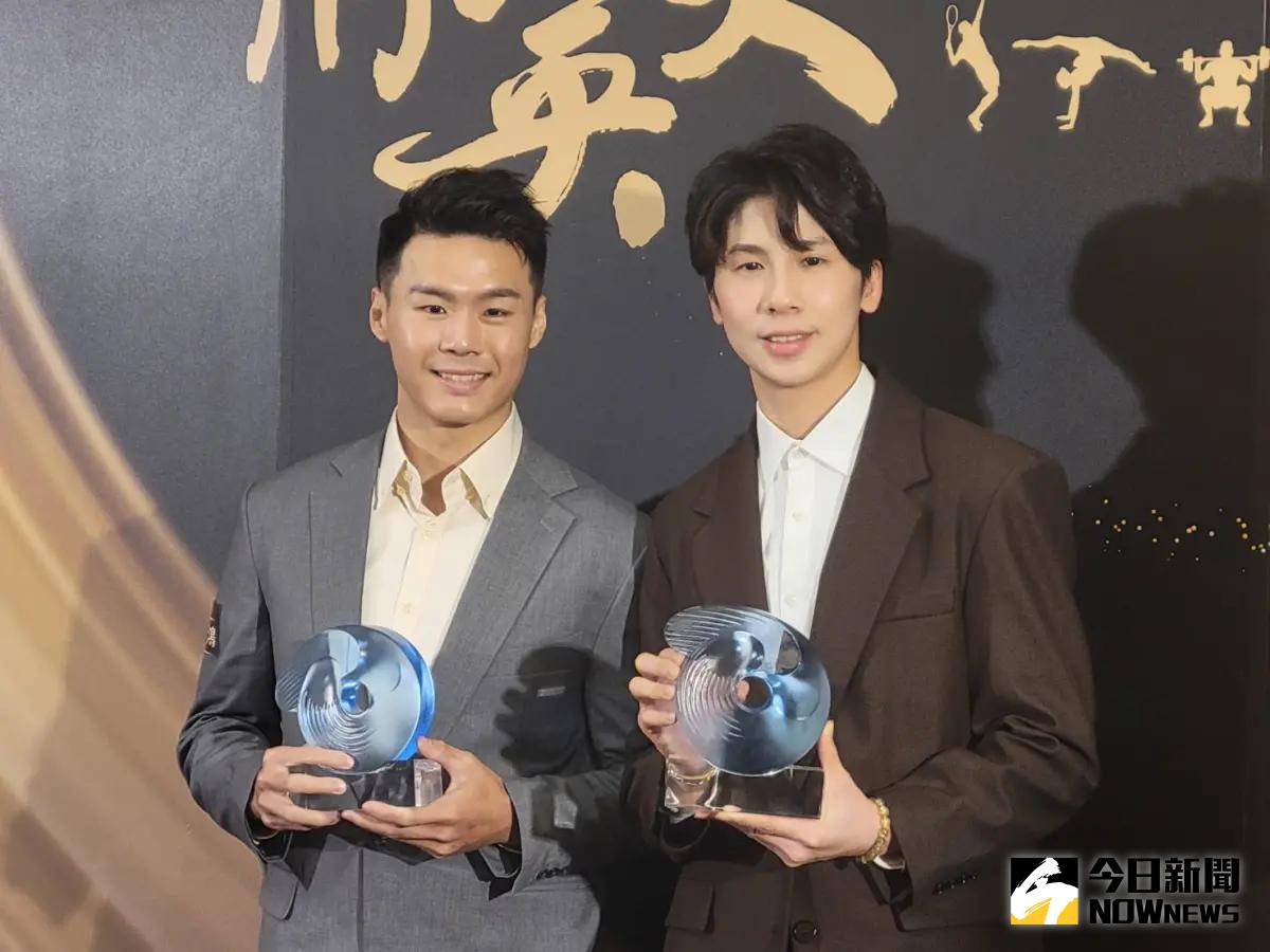 ▲教育部體育署公布113年體育運動精英獎今（20）日於臺北文創會所舉行頒獎典禮，公布「最佳女運動員獎」，由我國拳擊女將林郁婷獲獎；至於「最佳男運動員獎」則由唐嘉鴻拿下。（圖／記者黃建霖攝）