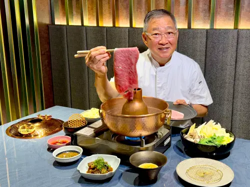 ▲深耕台灣餐飲市場50年的牛排教父鄧有癸，開設可品嚐正宗和牛涮涮鍋的WAGYU CLUB shabushabu。（圖／記者蕭涵云攝）