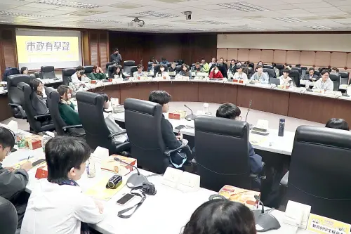 ▲「市政有學聲－2024高雄市政學生論壇」，論壇共有27位來自不同區域、不同學校類型的高中代表參與。（圖／高市府教育局提供）