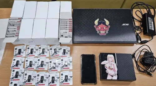 網拍業者於知名網拍平台上,刊登販售大量盜版電腦程式著作及音樂著作,其中包含「三國群英傳」、「天堂」等近百款遊戲軟體。(圖/翻攝畫面) ▲網拍業者於知名網拍平台上,刊登販售大量盜版電腦程式著作及音樂著作,其中包含「三國群英傳」、「天堂」等近百款遊戲軟體。(圖/翻攝畫面)
