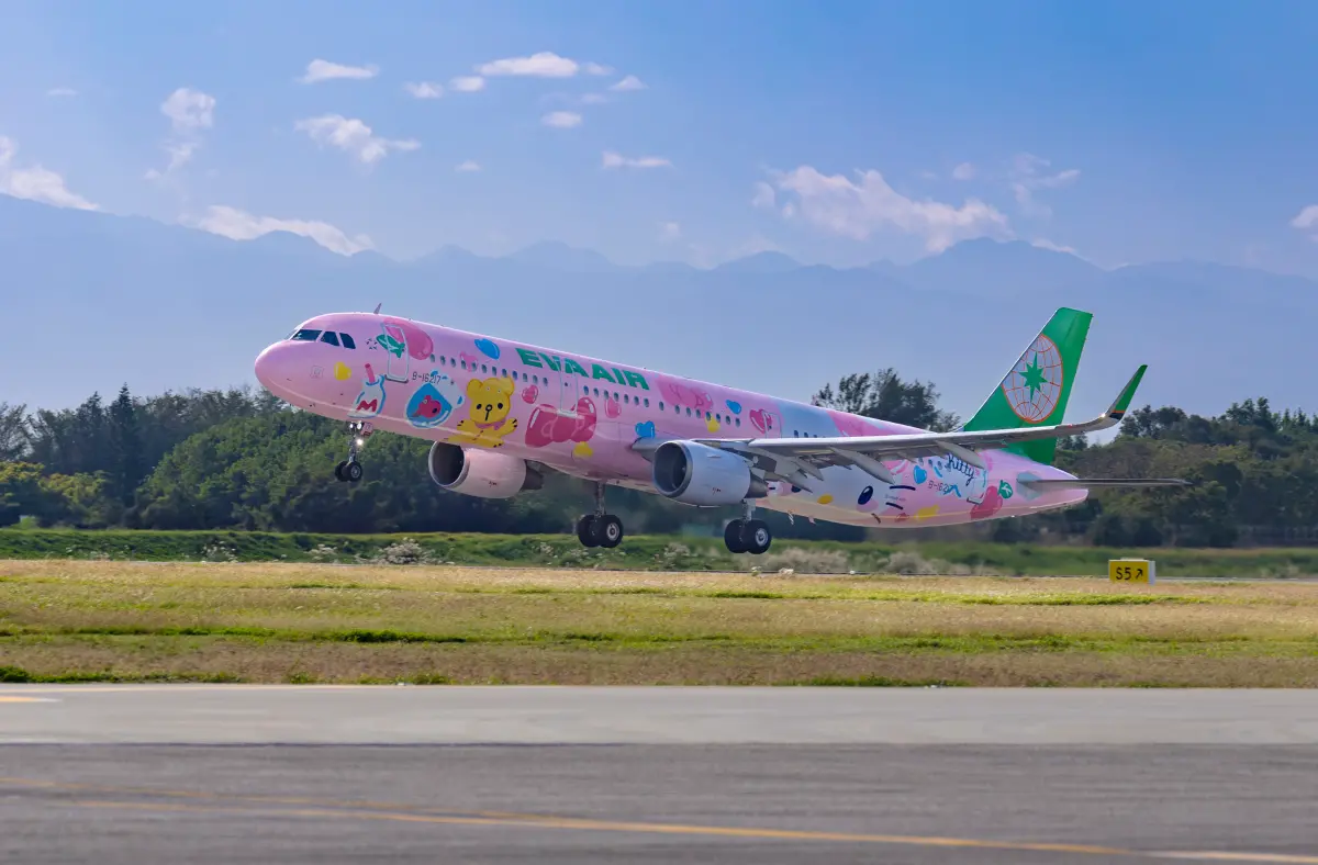 ▲2024年到了尾聲，長榮航空表示，即日起至1月6日23:59止，盛大推出年末聖誕機票優惠活動。（圖／長榮航空提供）