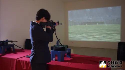 今日軍武／T112步槍搭配中科院射擊訓練模擬器　菜鳥也能「滿靶」
