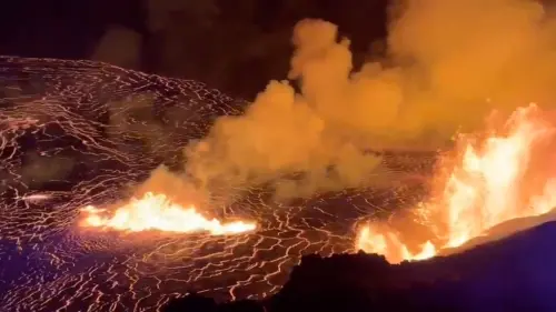 影/夏威夷第2大火山噴發!岩漿噴泉直竄80公尺高 最大威脅曝