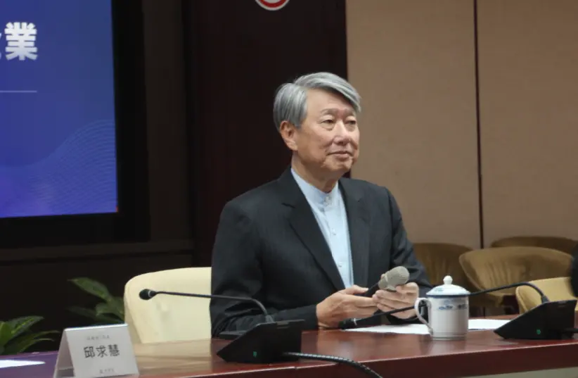 ▲郭智輝坦言，撥補預算預估也會受到影響，但對於電價是否因此調漲，還是要回到電價費率審議會來判斷。（圖／記者鍾泓良攝影）