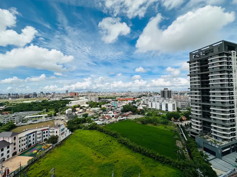 ▲信義房屋中山東路店專案經理蔡岳伶建議，中壢區的未來發展具備強勁的動能，尤其是體育園區與捷運延伸線等基礎設施的建設，將為該區域帶來深遠的影響。（圖／信義房屋提供）