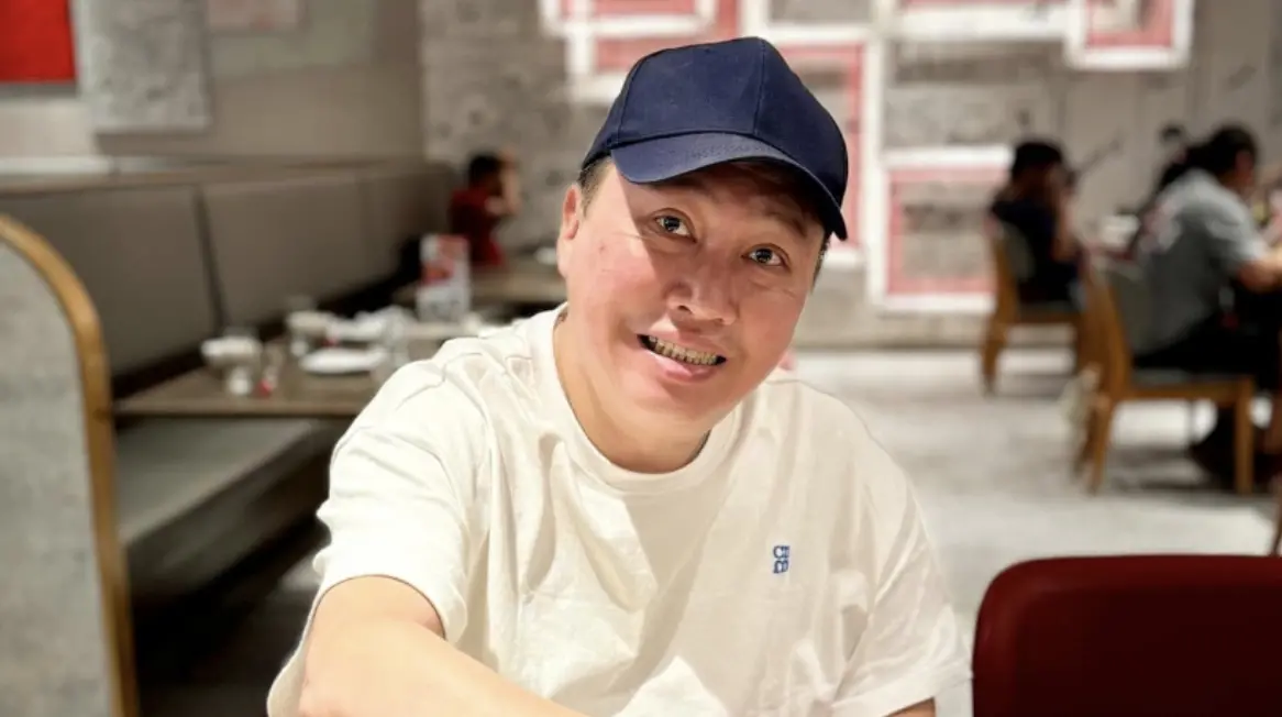 ▲今（25）日正逢聖誕節，56歲男星趙正平稍早透過社群宣布老婆平安產子，激動寫下升格爸爸心聲：「此生沒有收過這麼美好的聖誕禮物。」（圖／翻攝自趙正平臉書）