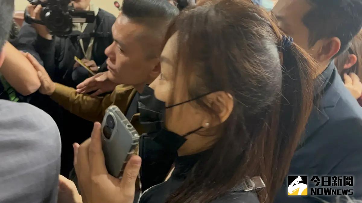 ▲民眾黨團總召黃國昌妻子高翔辦理交保。（圖／NOWnews攝影中心）