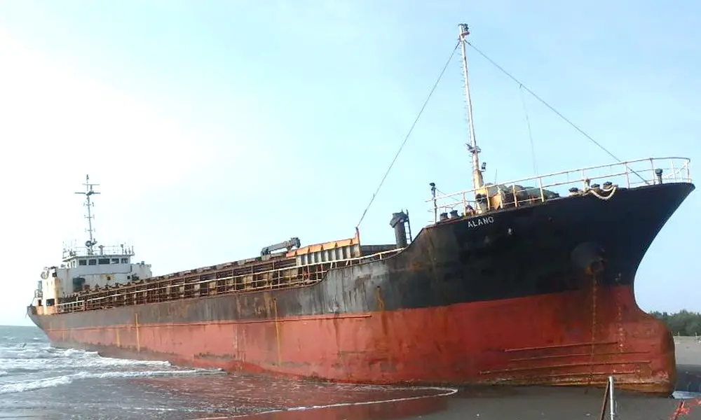 ▲交通部航港局表示，受豪雨影響，預估明（3）日共有2航線，計4航次停航。（示意圖／航港局南部航務中心提供）