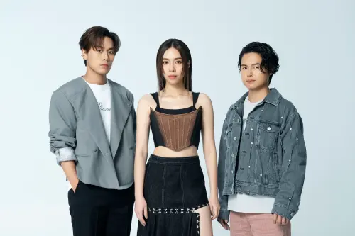 ▲告五人助陣藤岡靛打造浪漫新曲〈一起看黃昏〉。(圖/相信音樂) ▲告五人助陣藤岡靛打造浪漫新曲〈一起看黃昏〉。(圖/相信音樂)