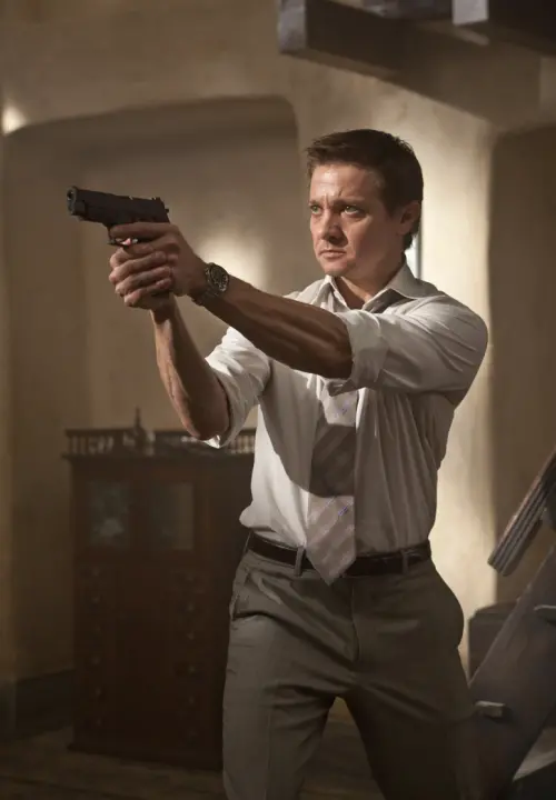 ▲傑瑞米雷納在《不可能的任務》第4集出現時,外界本以為他會是湯姆克魯斯的接班人,結果只演了兩集就退場。(圖/摘自IMDb) ▲傑瑞米雷納在《不可能的任務》第4集出現時,外界本以為他會是湯姆克魯斯的接班人,結果只演了兩集就退場。(圖/摘自IMDb)