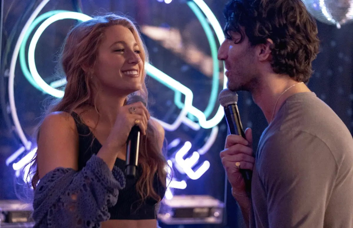 ▲《到我們為止》男女主角法庭戰熱烈開打，好萊塢一堆人聲援布蕾克萊佛莉（左），話題多到意外使得在台灣票房不突出的這部片登上Netflix電影類熱門榜第3名。（圖／摘自IMDb）