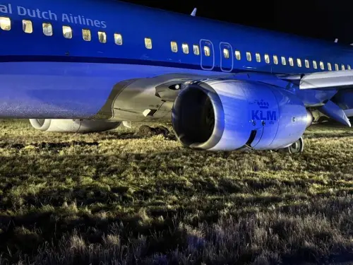 ▲荷蘭皇家航空一架波音737-800客機，28日從挪威奧斯陸起飛後，因液壓故障，緊急進行轉降，卻在降落時衝出跑道。（圖／翻攝自X@AviationSafety）